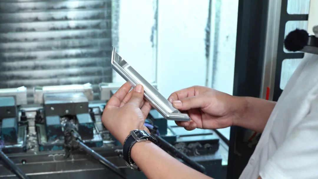 ���μ��š�ag8(�й�)����-ֻ���ͬ����