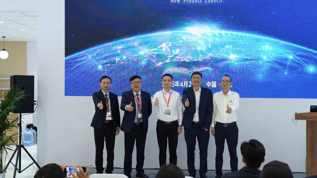 ���μ��š�ag8(�й�)����-ֻ���ͬ����