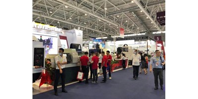 չ���Ѷ����22�����ڻ�еչ���տ�Ļ�����μ���ag8��������ֱ����չ